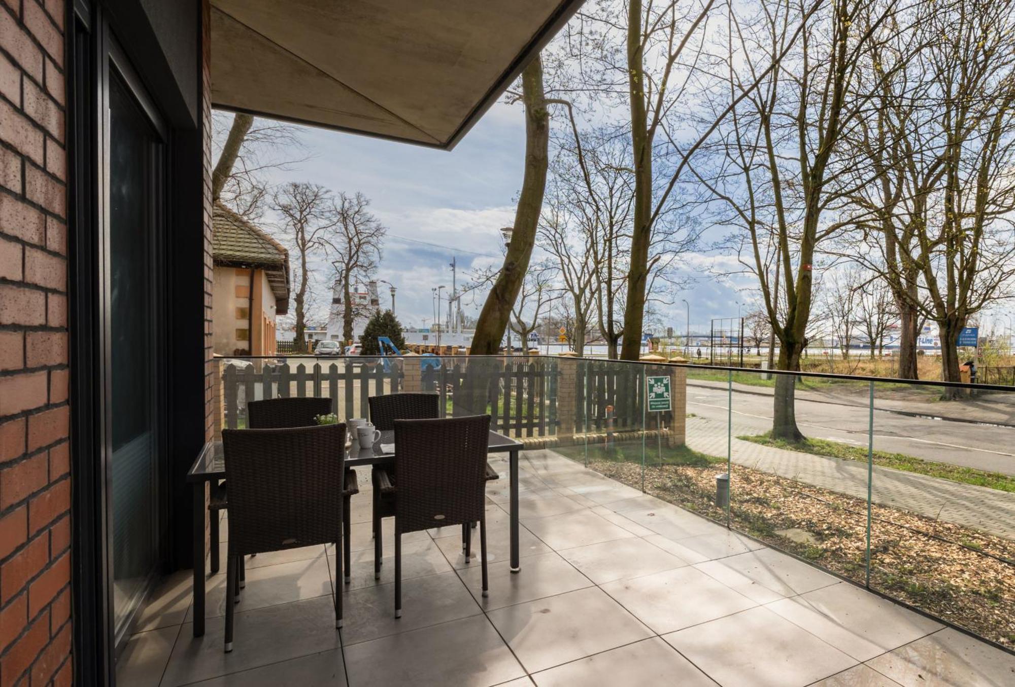 Modern Studio With Terrace And Parking In Swinoujscie By Noclegi Renters Esterno foto
